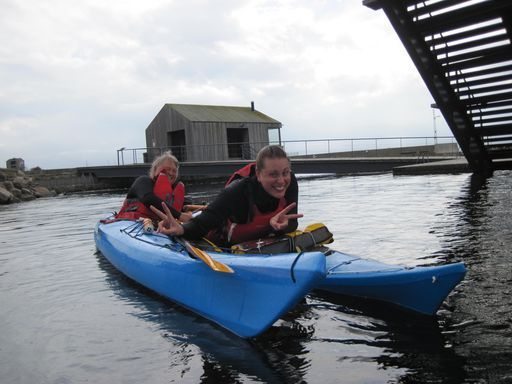 Næsten tilbage i kajakken efter en effektiv makkerredning